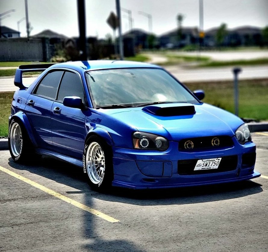 Субару Импреза WRX STI
