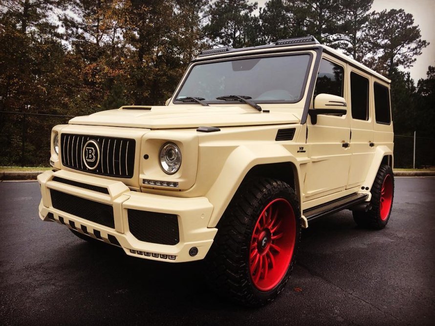 Мерседес-Бенц Гелендваген Брабус g550