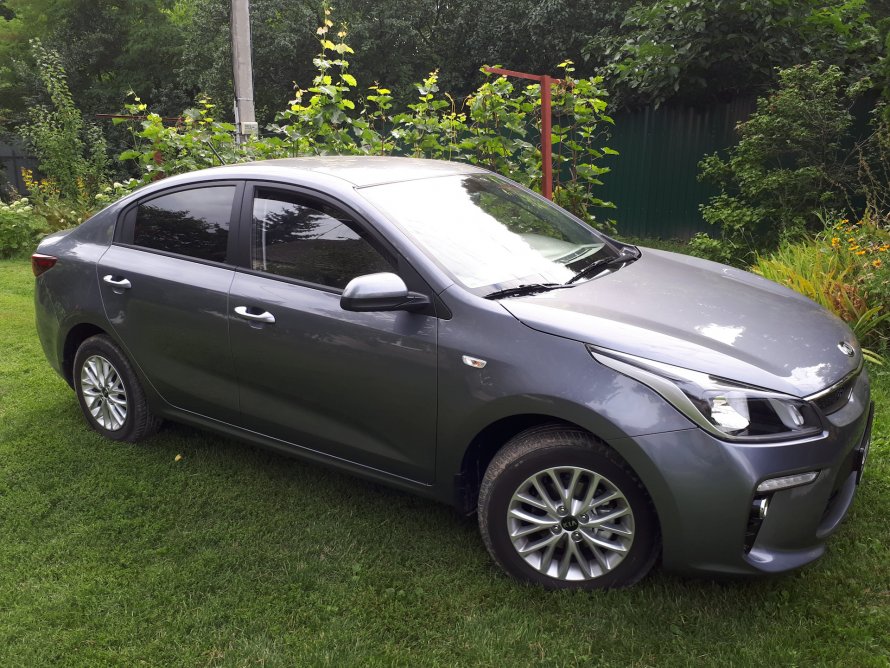 Kia Rio u4g серый