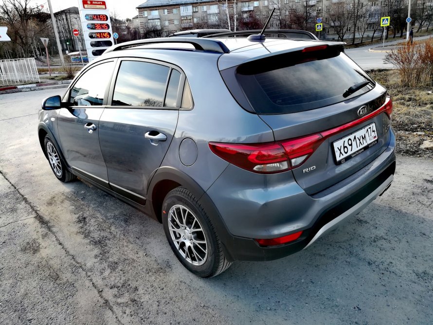 Kia Rio x line Urban Gray