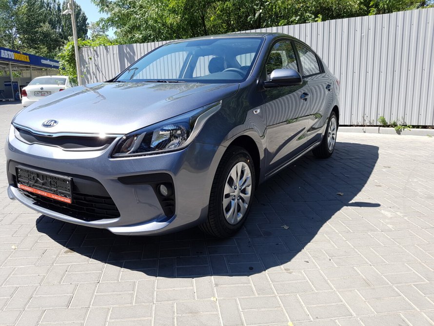 Kia Rio 2018 серый