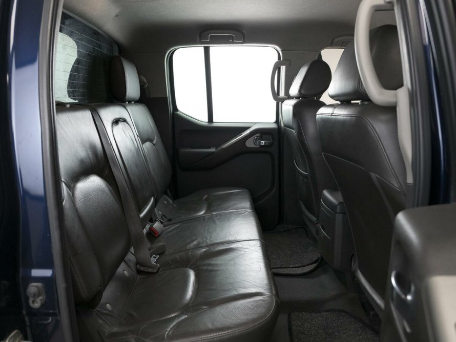 Nissan Navara d22 салон