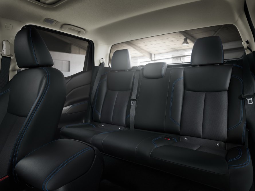 Nissan Navara 2020 салон