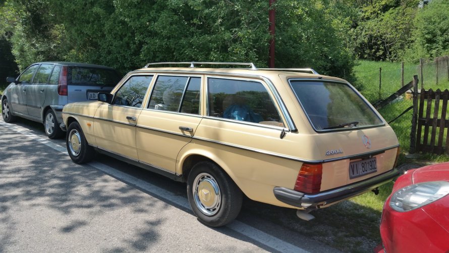 Mercedes-Benz w123 универсал