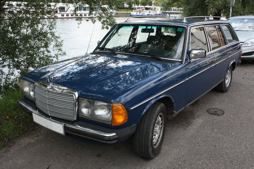 Mercedes Benz 123t