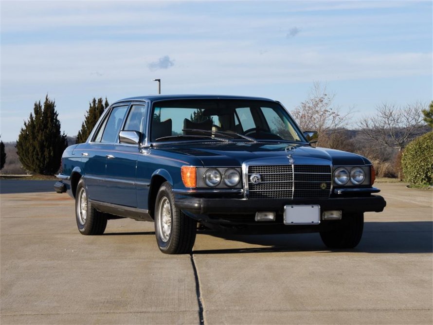 Mercedes 450 w116