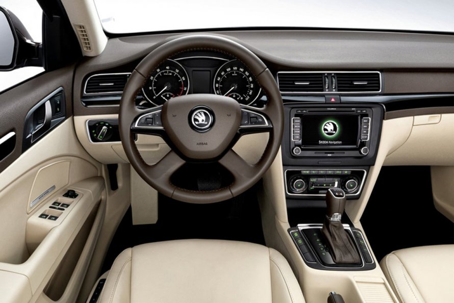 Skoda Superb 2012 Interior