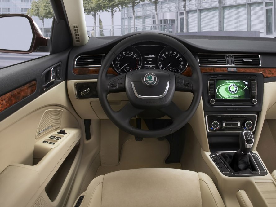 Skoda Superb 2004 салон