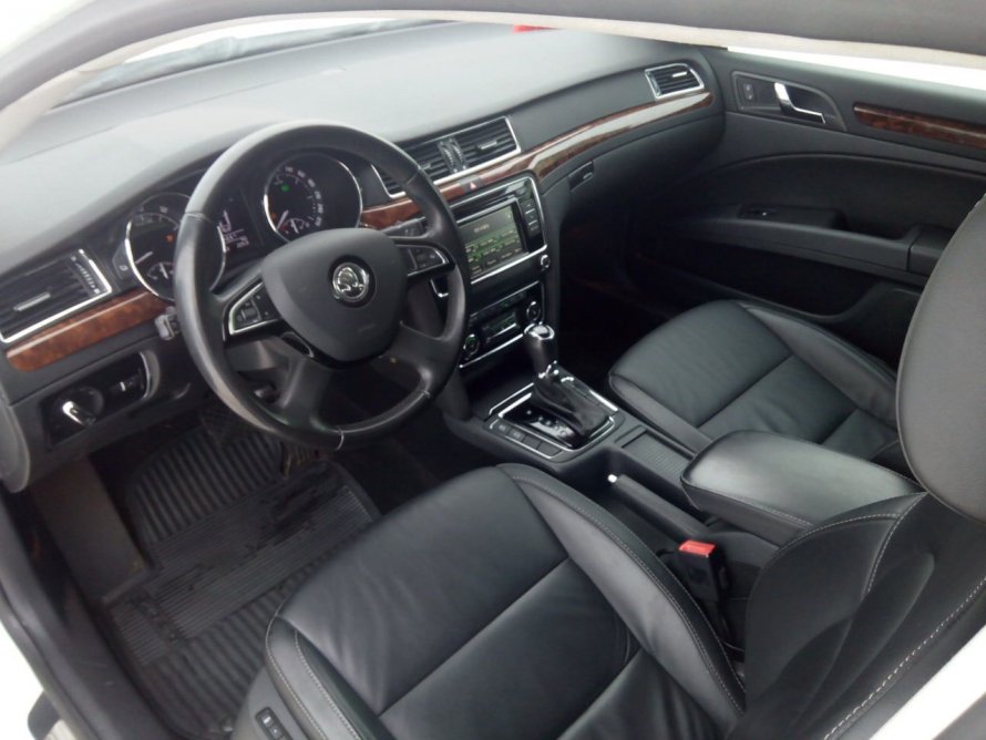 Škoda Superb Combi Laurin Klement 2012