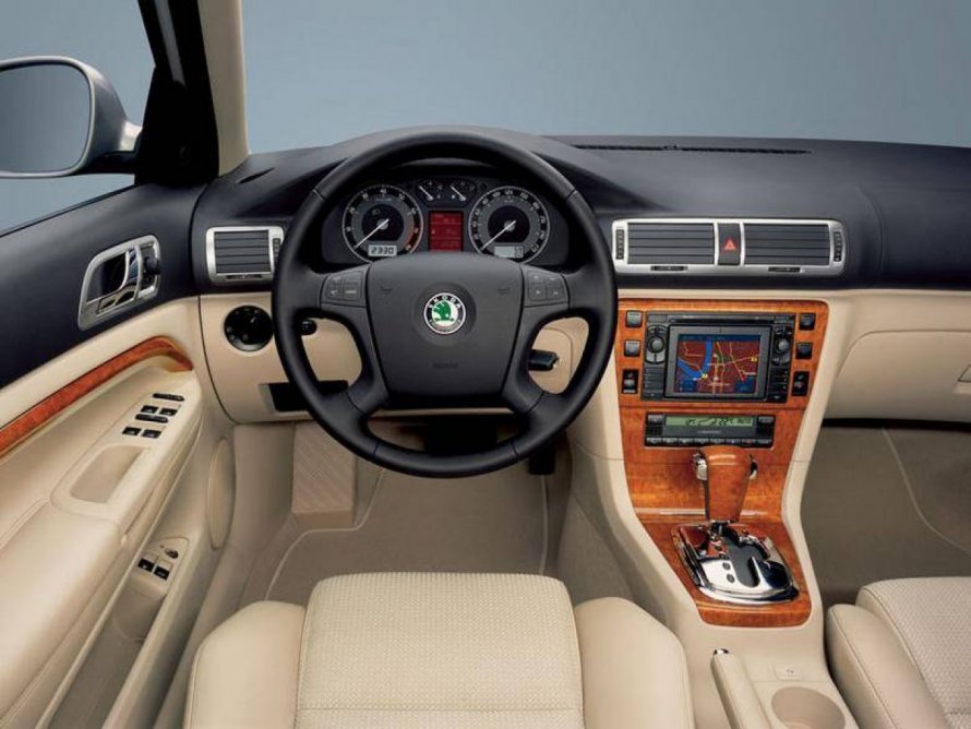 Skoda Superb 2014 задние сидение