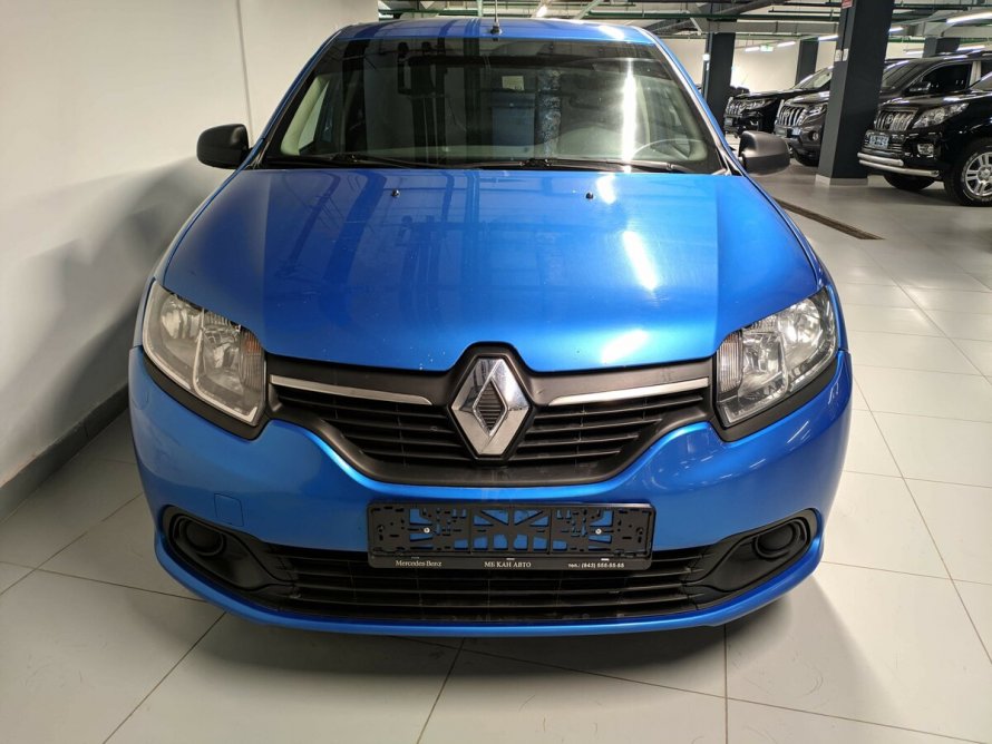 Renault Logan синий