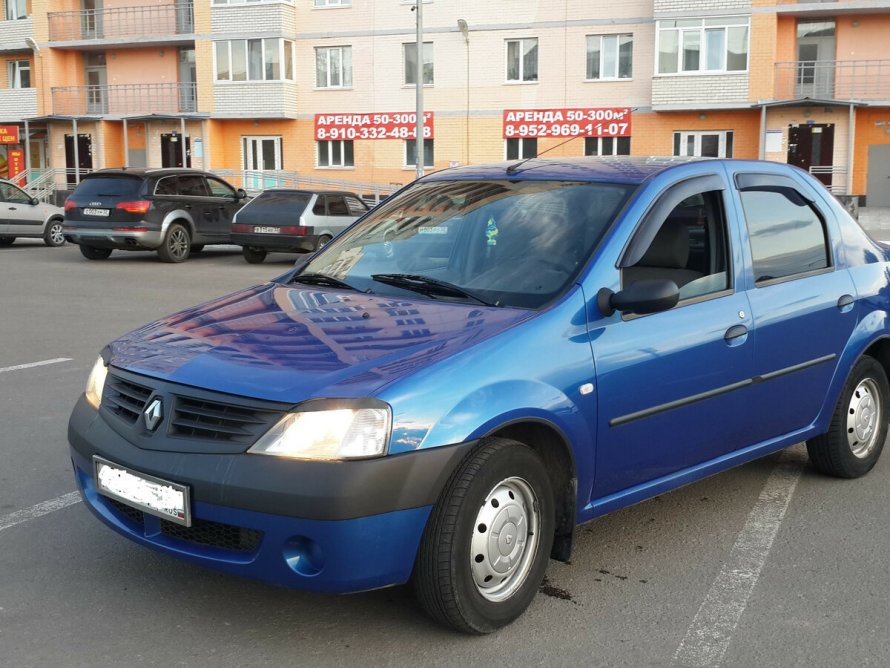 Renault Logan 2017 синяя