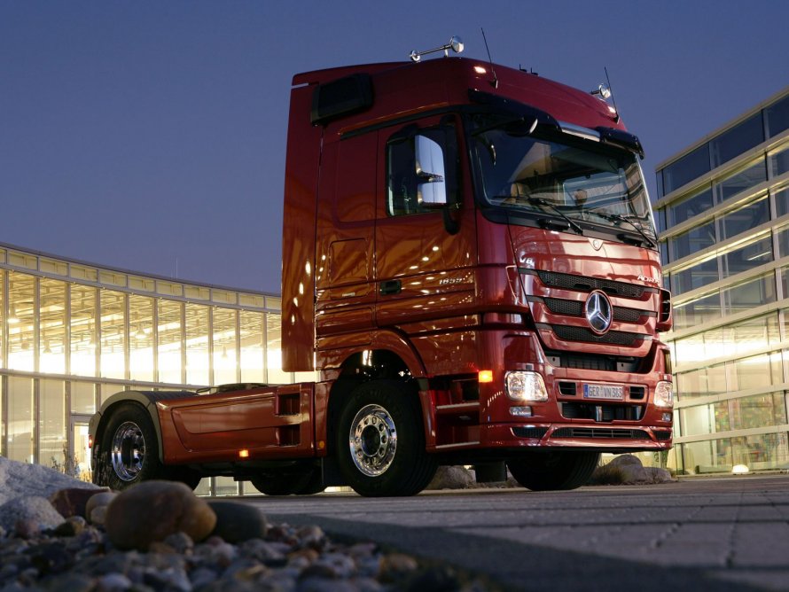 Mercedes Benz грузовой