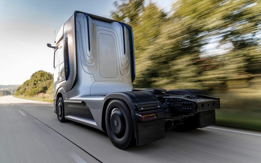 Mercedes Benz Actros 2025