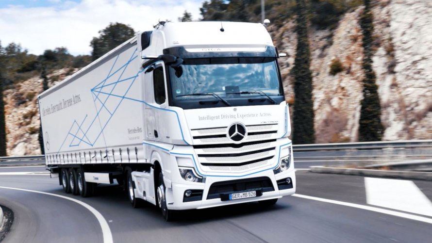 Mercedes Benz Actros 2021
