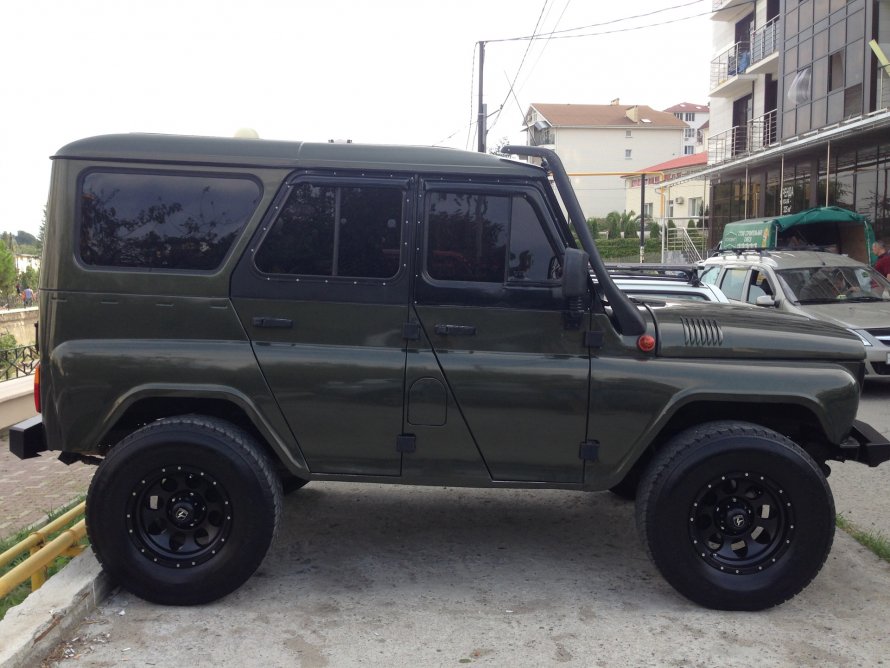 УАЗ Hunter r22