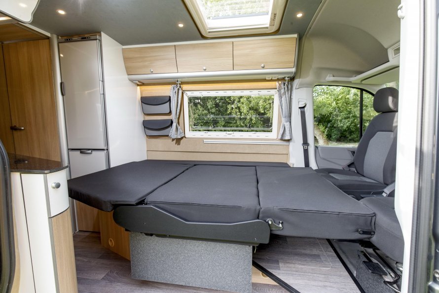 Volkswagen Crafter Грузопассажирский автодом