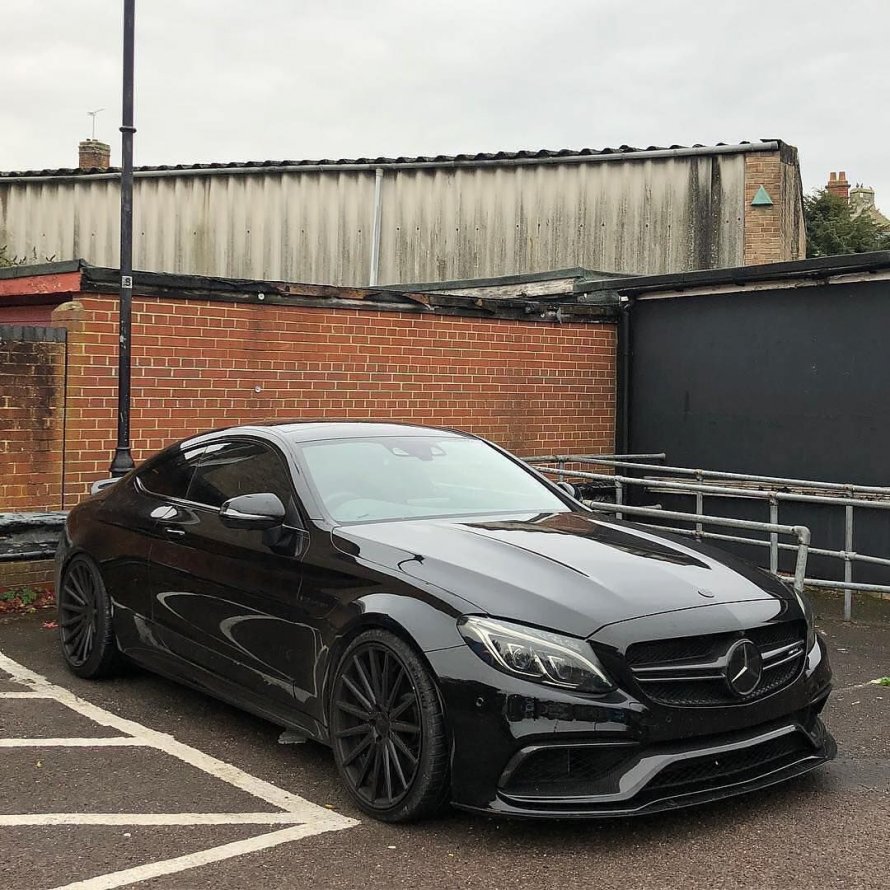 Мерседес-Бенц s63 AMG