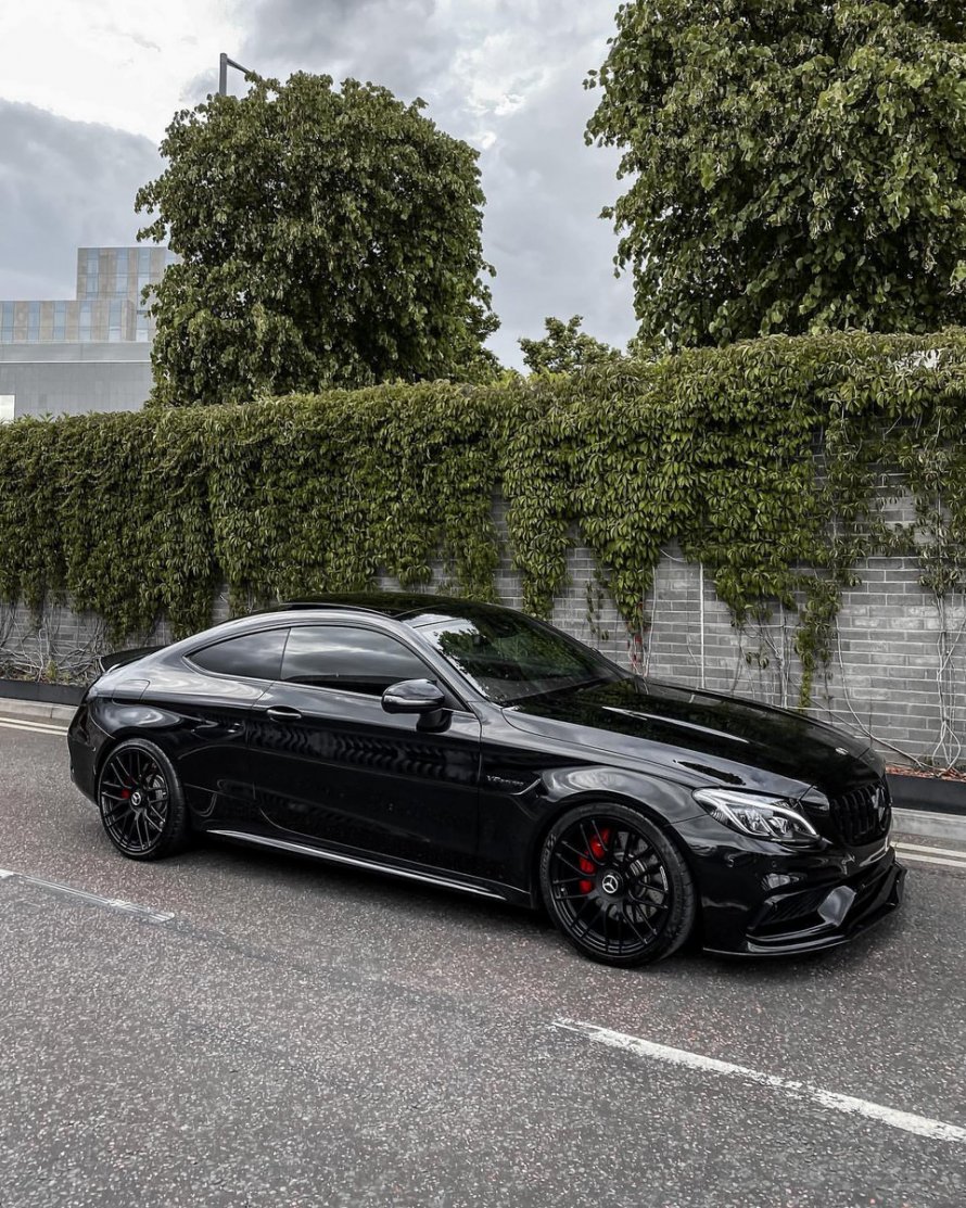 Mercedes c63 AMG Coupe