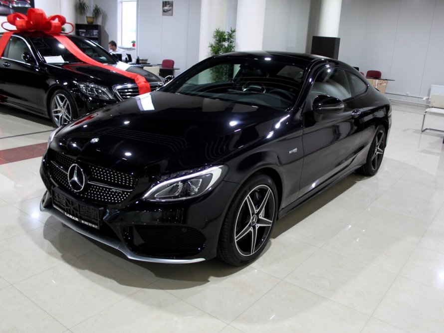 Мерседес с43 AMG черный