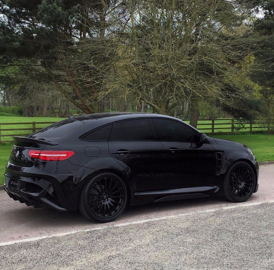 Черный Мерседес AMG 63 GLE Coupe