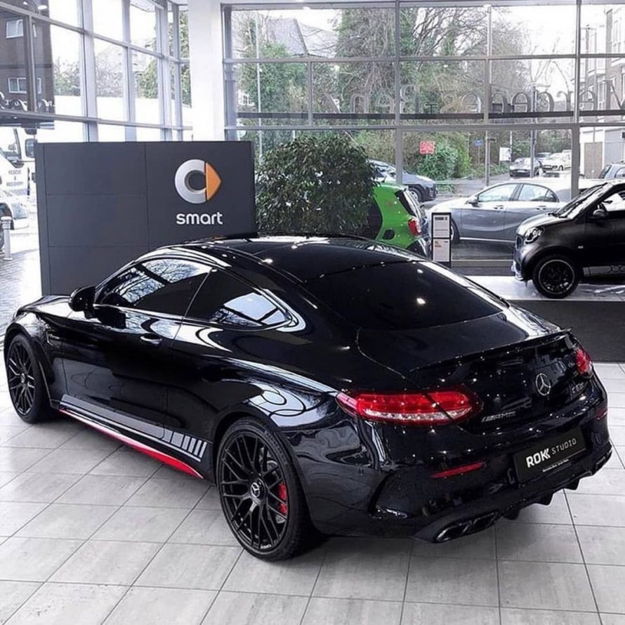 Мерседес Бенц AMG c63 Coupe