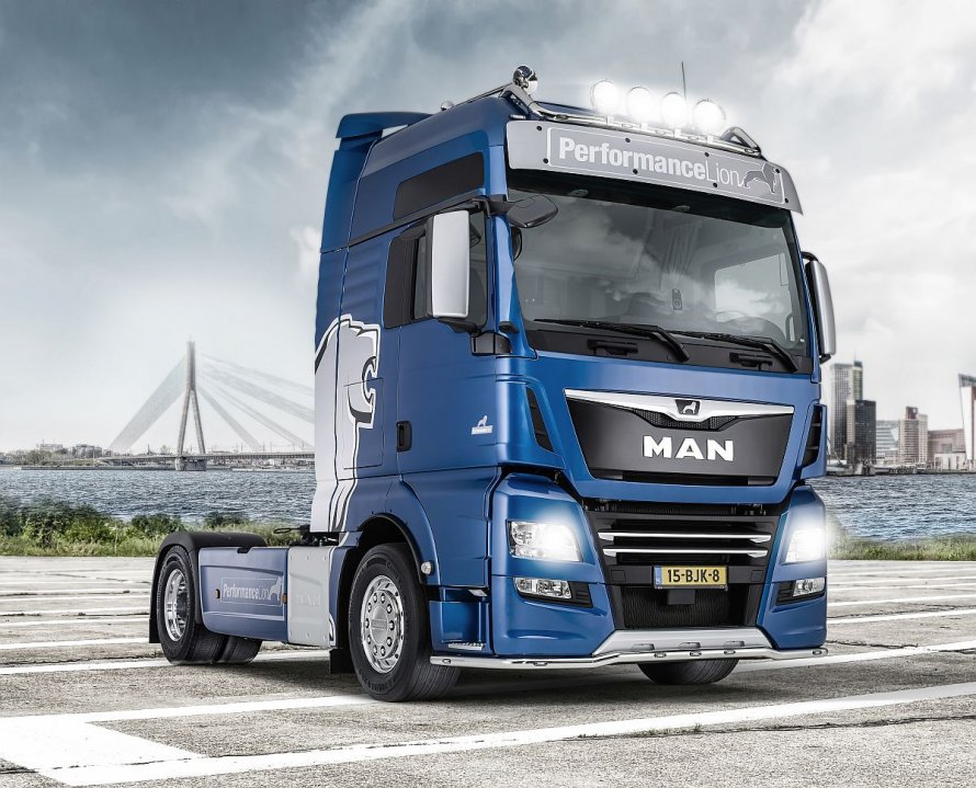 Грузовик man TGX