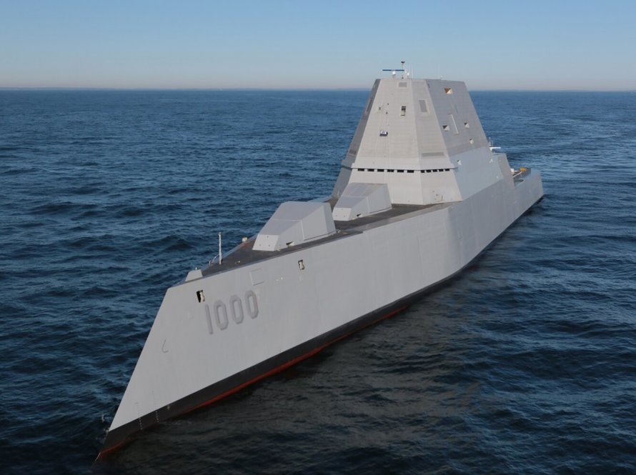 Американский корабль Zumwalt
