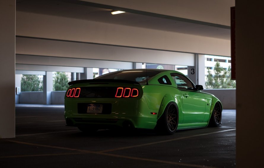 Ford Mustang RTR Green Клевер