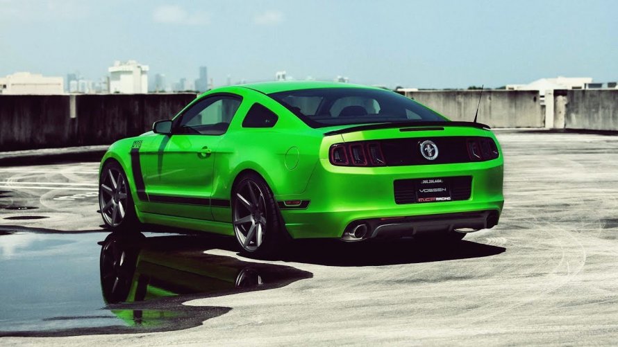 Лаймовый Ford Mustang