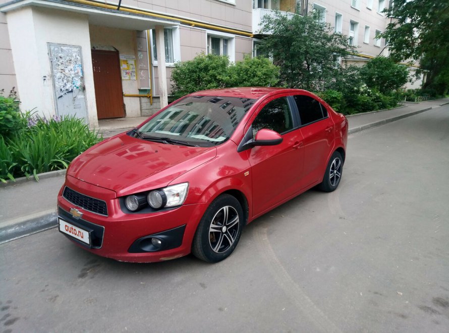 Chevrolet Aveo 2008 красная