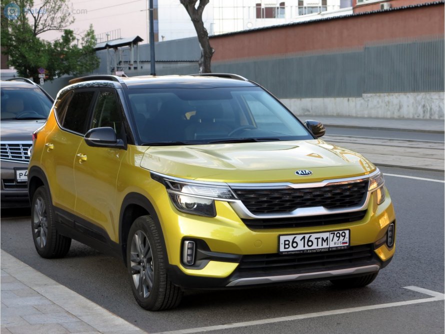 Kia Seltos Yellow Black