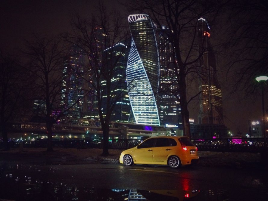 Москва Сити парковка на крыше