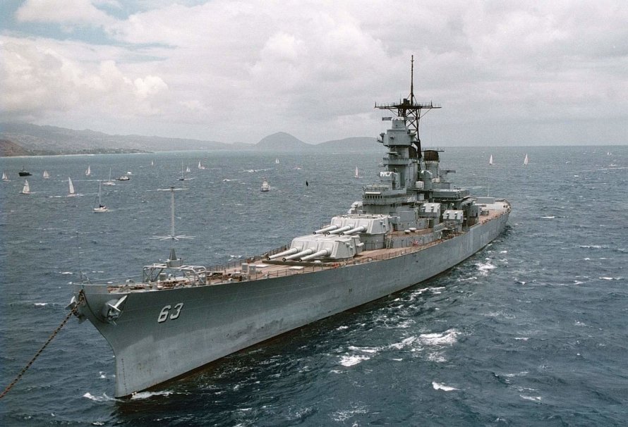 Американский корабль Миссури