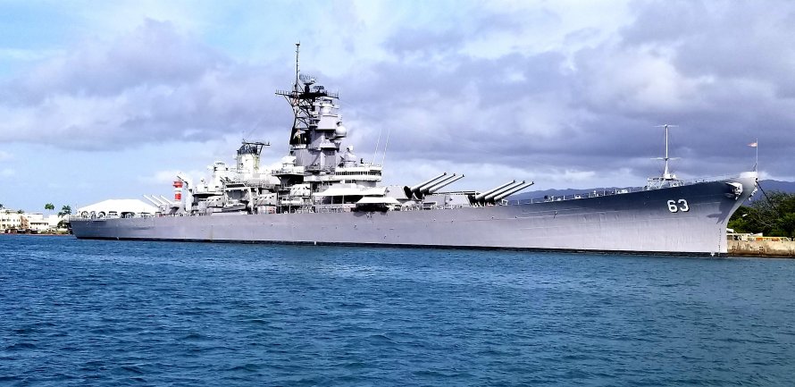 Линкор USS Missouri