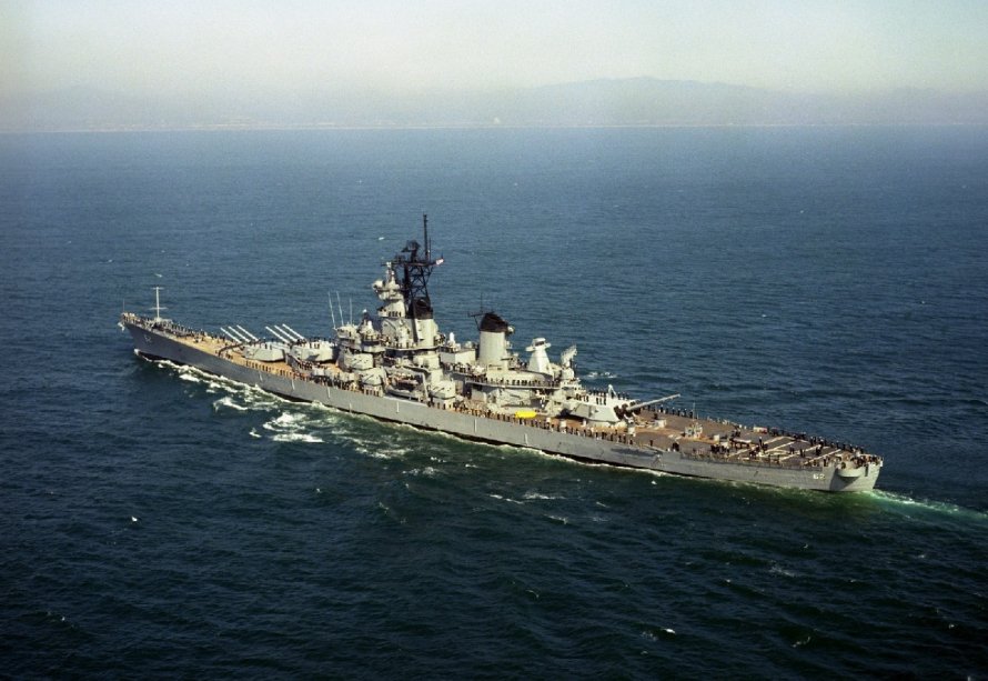 Линкор USS Missouri