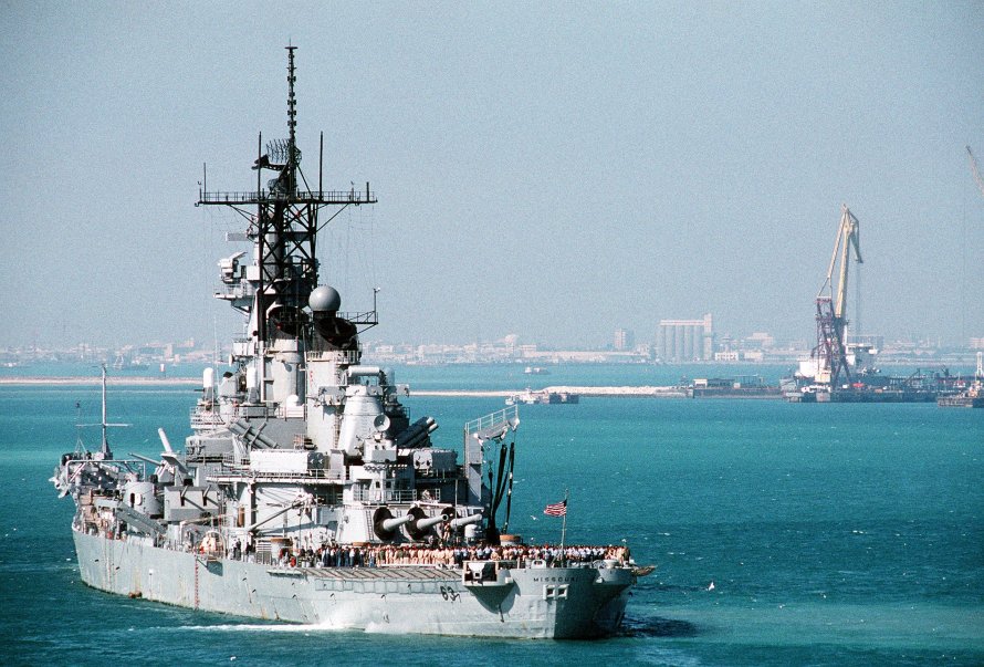 Линко́р «Миссу́ри» (ББ-63)