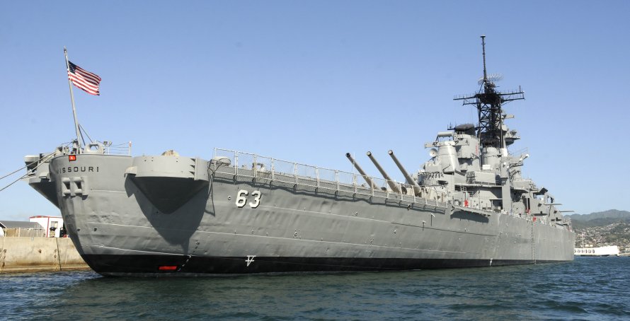 Крейсер Миссури 1945