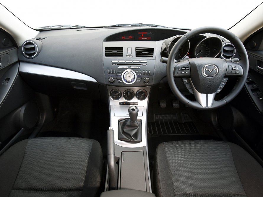 Mazda Axela 2006 седан