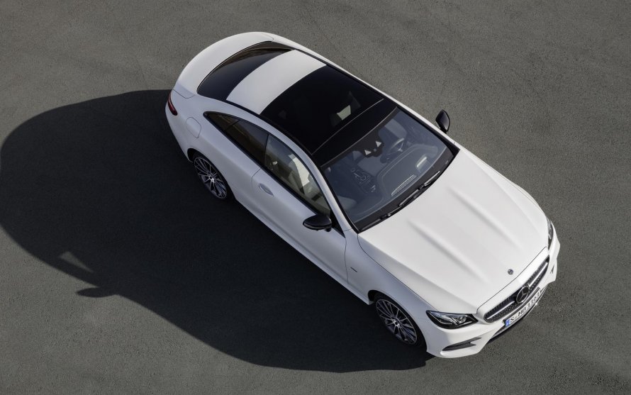 Mercedes e200 Coupe с панорамной крышей