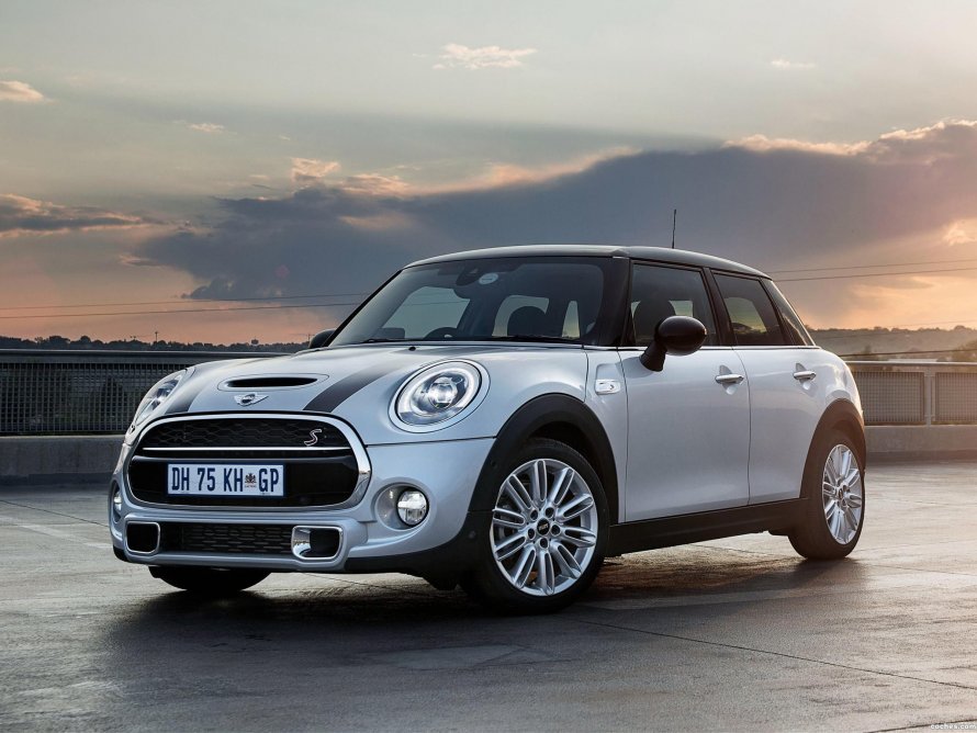 Машина Mini Cooper s
