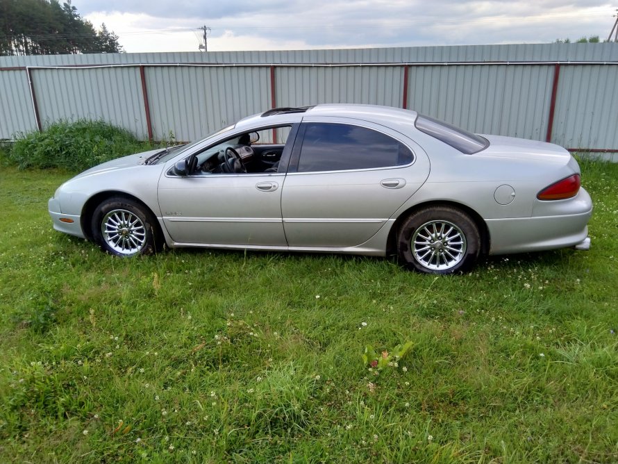 Chrysler LHS 2 поколение