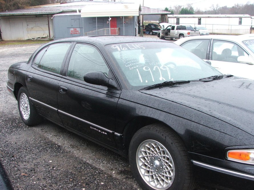Chrysler 1996 седан