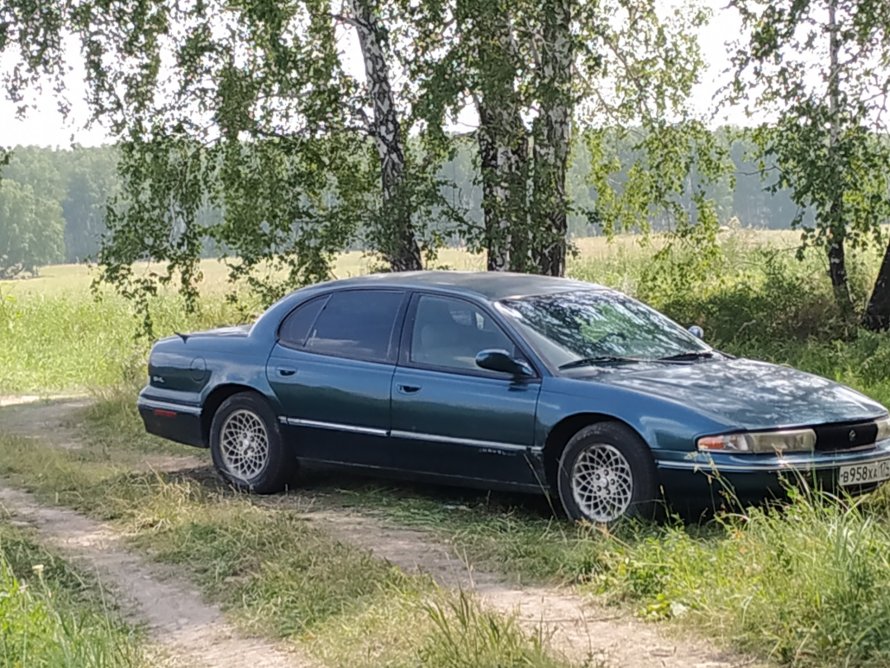 Крайслер LHS
