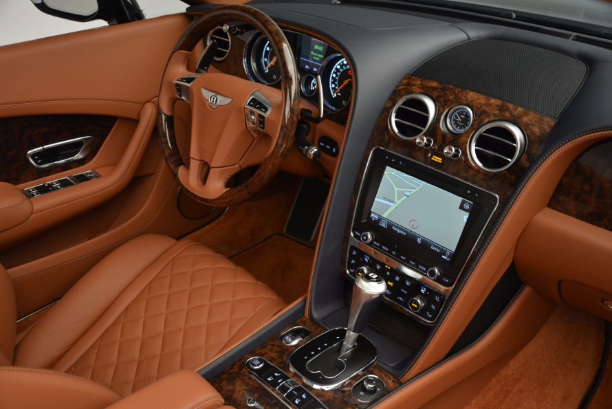 Bentley Continental gt 2017 салон