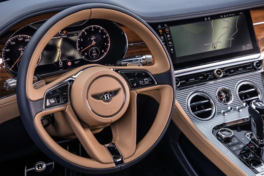 Bentley Continental gt 2019 салон