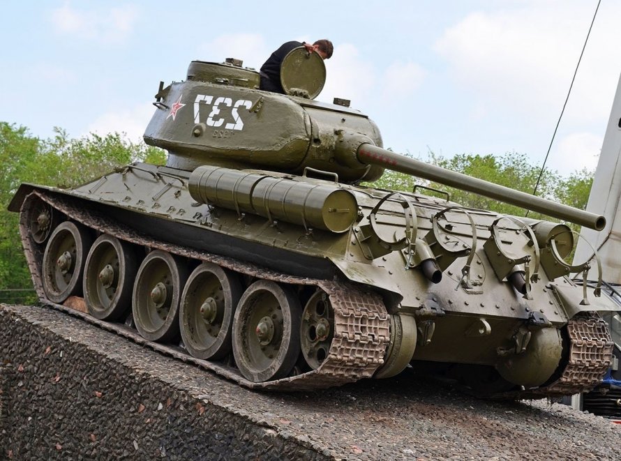 Т-34 И кв-1