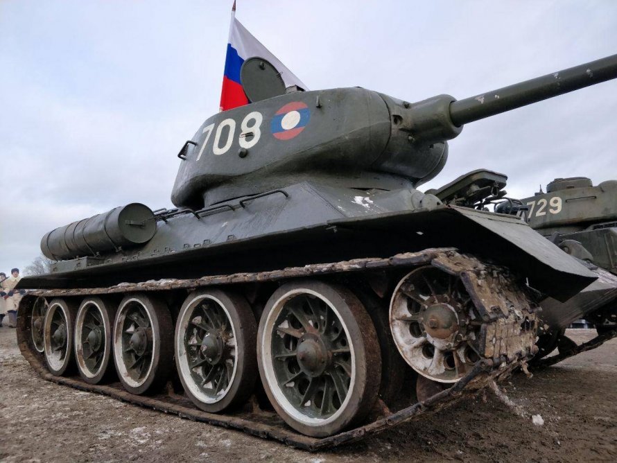 Танк т-34 1945