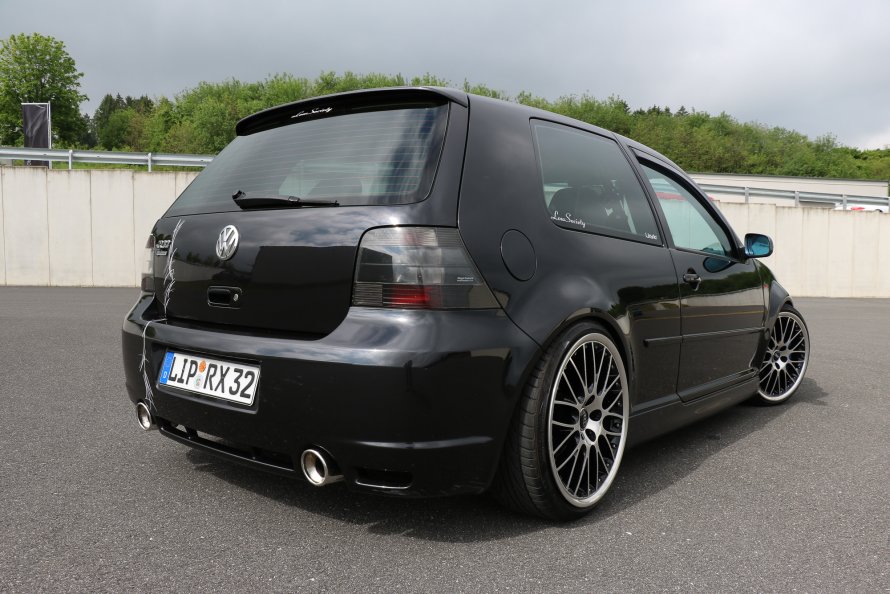 Volkswagen Golf 4 стенс