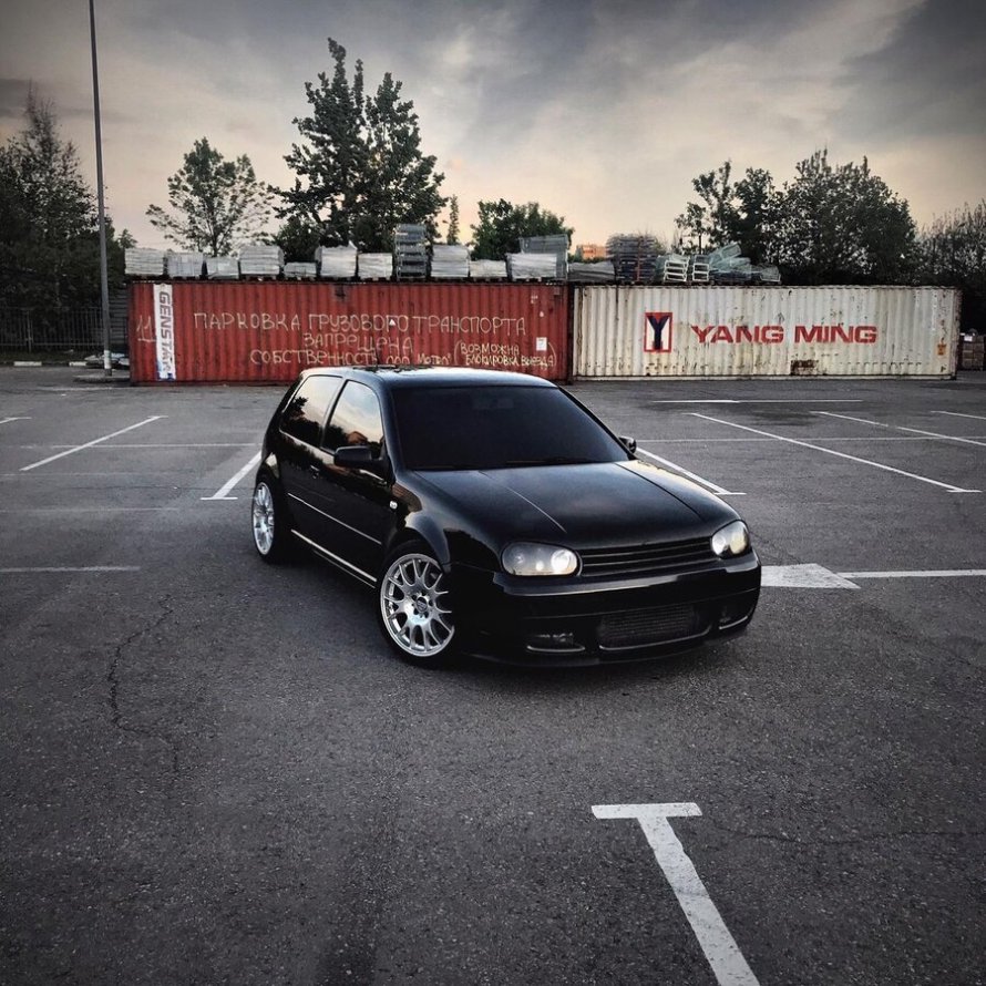 Volkswagen Golf GTI mk4